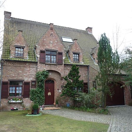 B&B 'T Nieuw Lijsternest Wezembeek-Oppem Exteriör bild